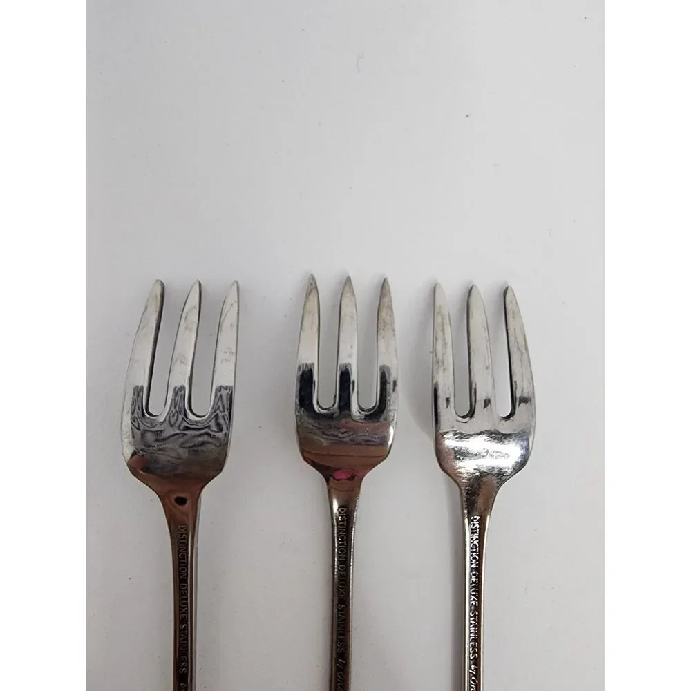 Oneida Kennett Square Distinction Deluxe HH Stainless - 3 Cocktail‎ Forks